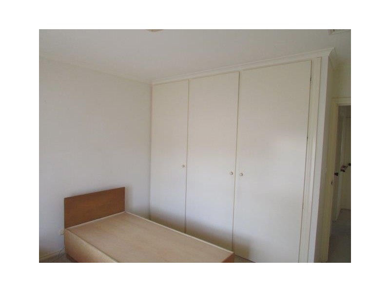 5 Cemetery Road, Warracknabeal VIC 3393