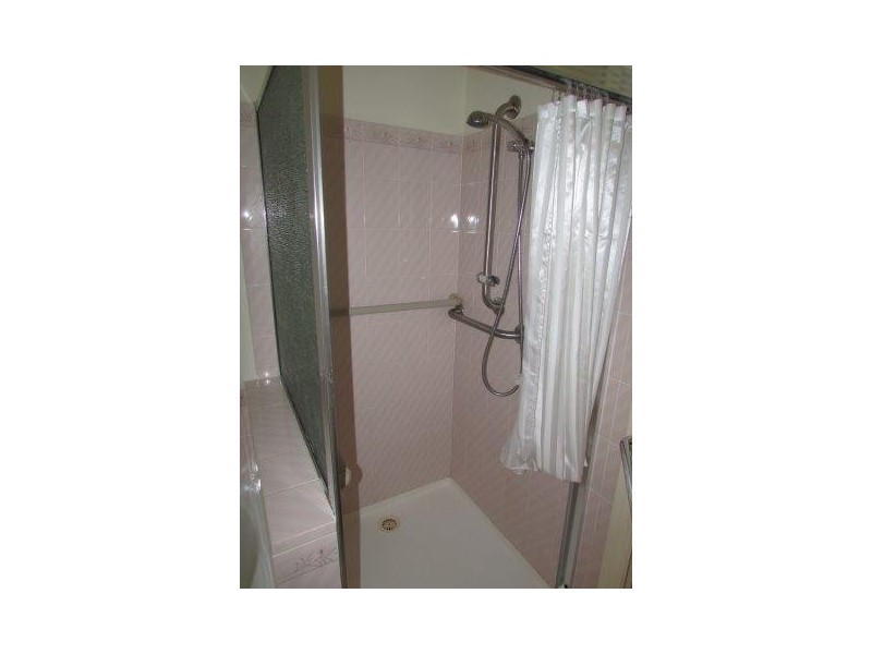 5 Cemetery Road, Warracknabeal VIC 3393