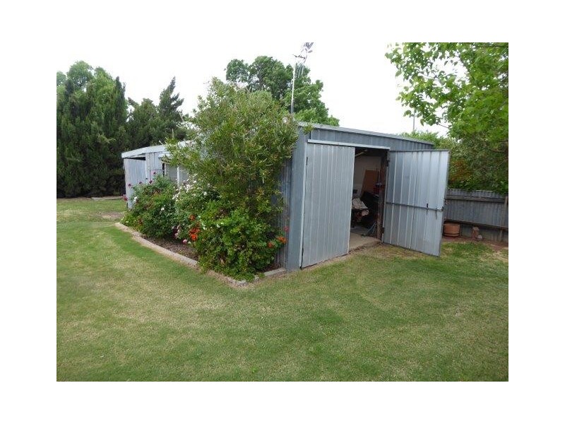 5 Charles Street, Jeparit VIC 3423