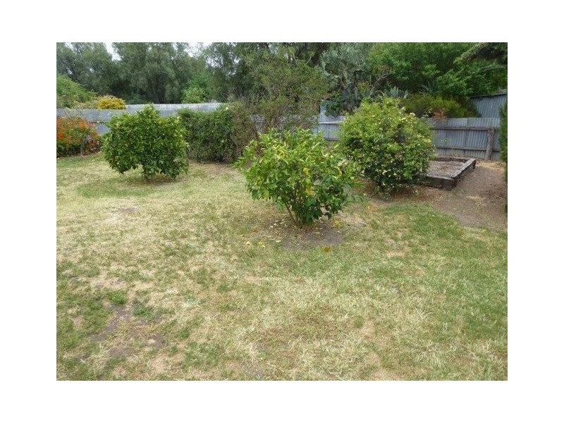 5 Charles Street, Jeparit VIC 3423