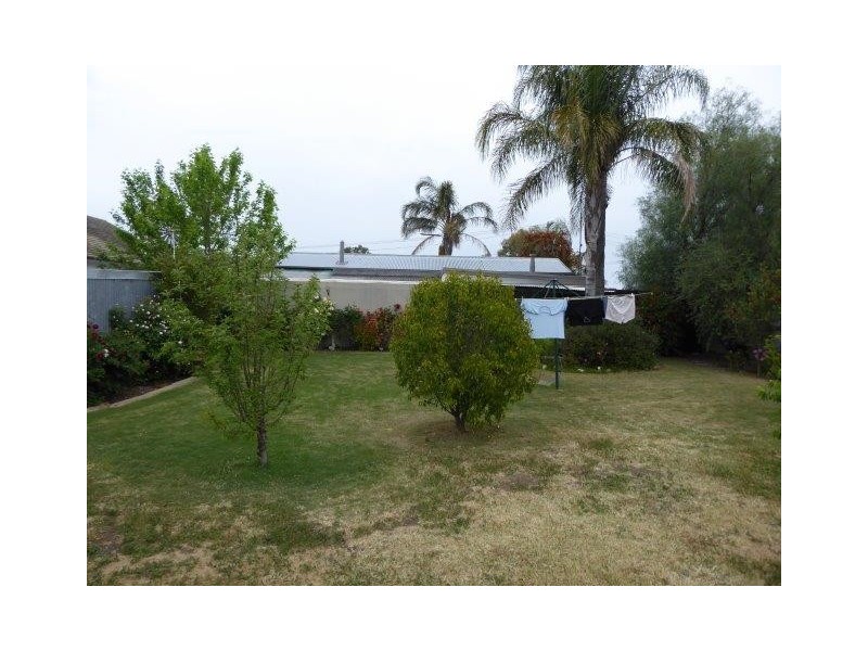 5 Charles Street, Jeparit VIC 3423