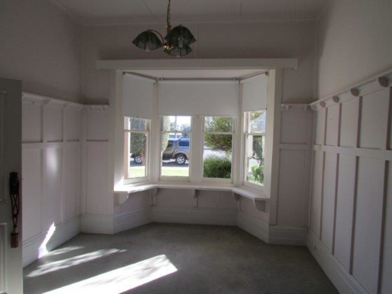 11 Phillips Street, Warracknabeal VIC 3393