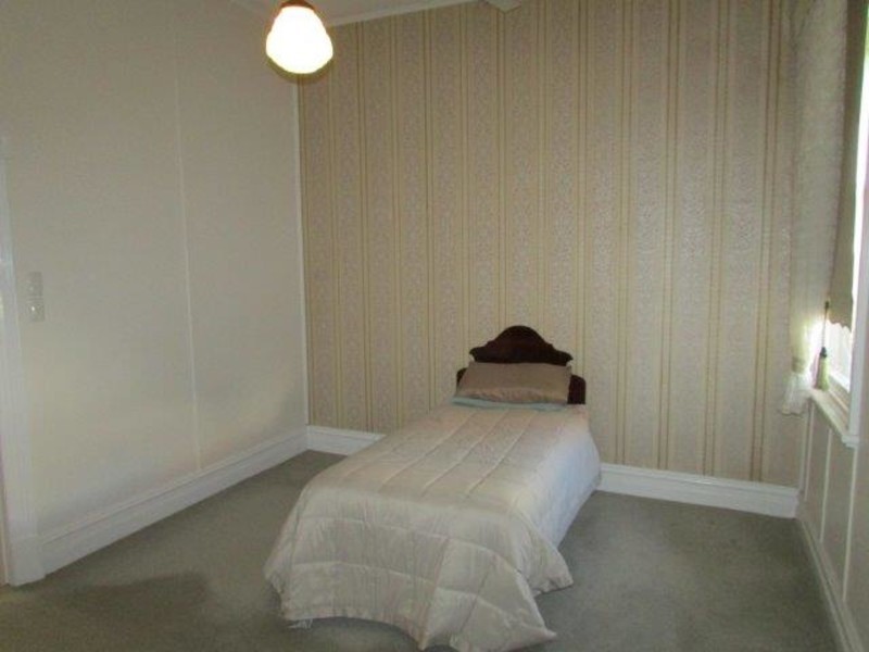 11 Phillips Street, Warracknabeal VIC 3393