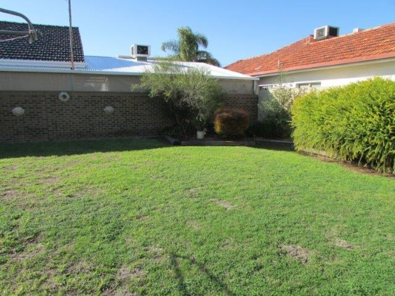 11 Phillips Street, Warracknabeal VIC 3393