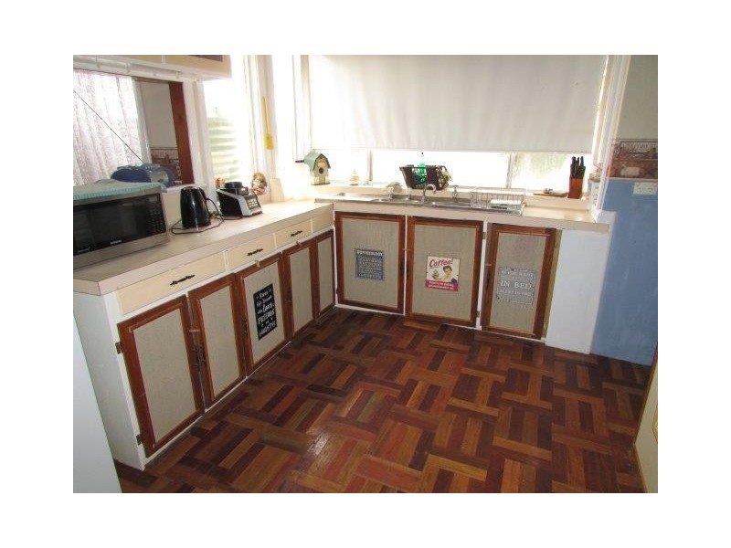 33 Swann Street, Brim VIC 3391