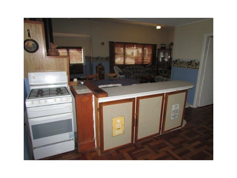 33 Swann Street, Brim VIC 3391