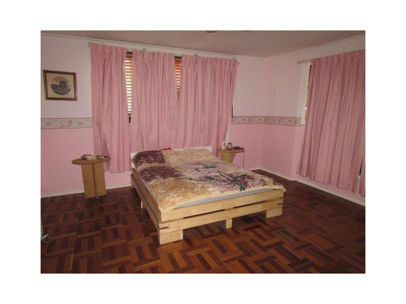 33 Swann Street, Brim VIC 3391