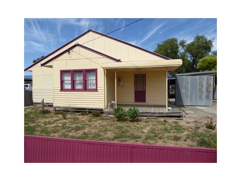 8 Scott Street, Jeparit VIC 3423