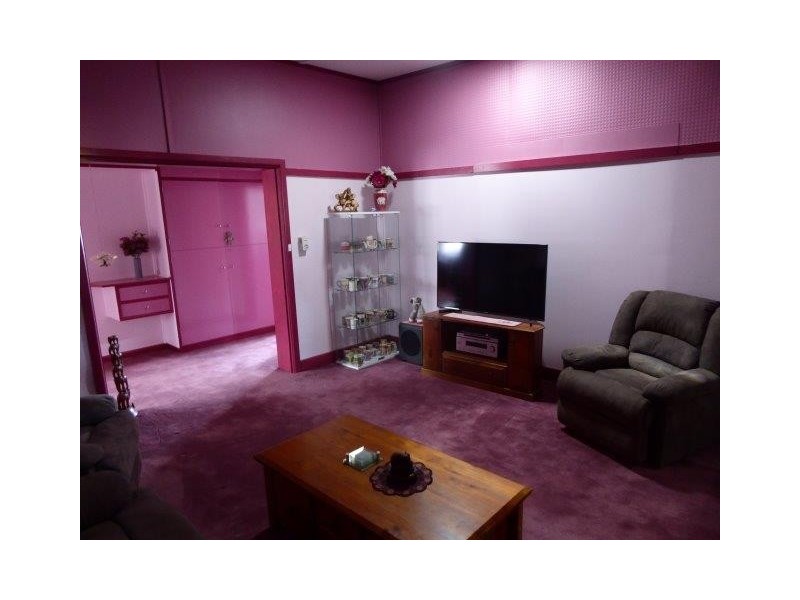 8 Scott Street, Jeparit VIC 3423