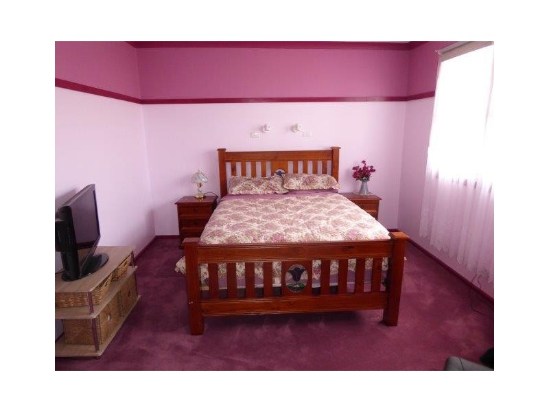 8 Scott Street, Jeparit VIC 3423