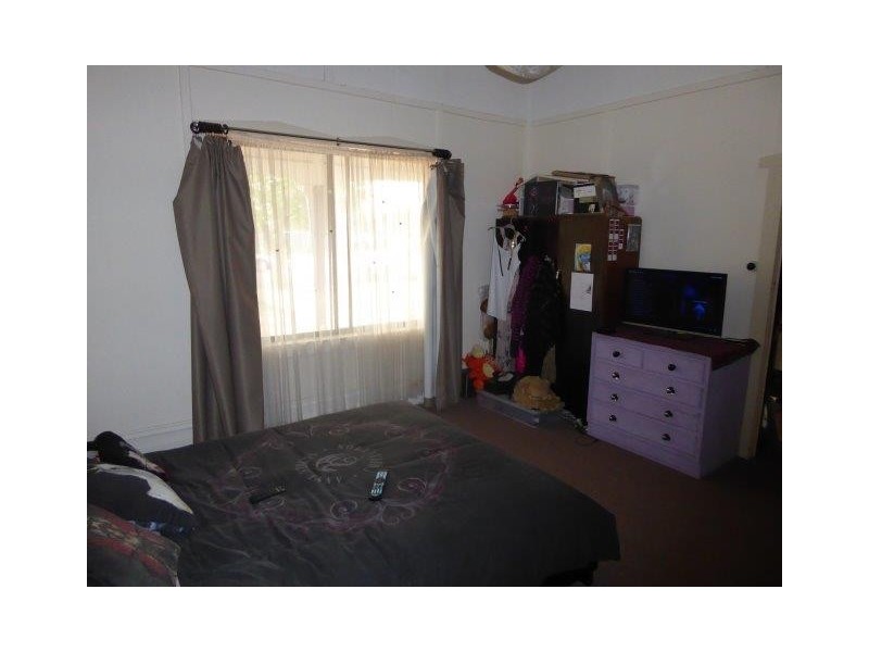 1 Meyer Street, Donald VIC 3480