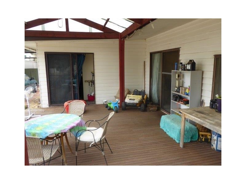 1 Meyer Street, Donald VIC 3480