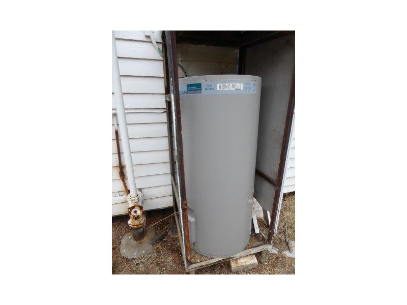 1 Meyer Street, Donald VIC 3480