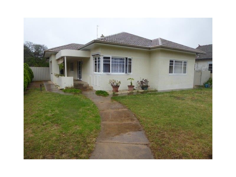 2 Woolcock Street, Warracknabeal VIC 3393