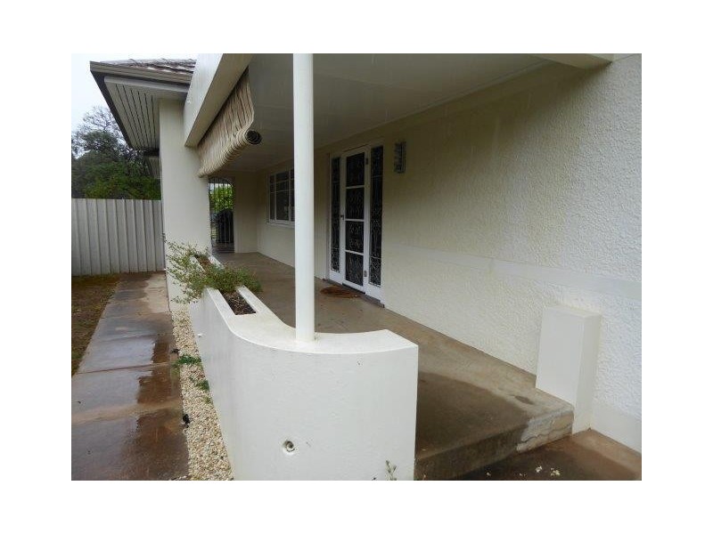 2 Woolcock Street, Warracknabeal VIC 3393