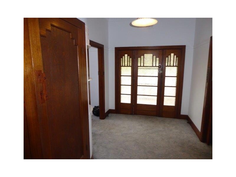 2 Woolcock Street, Warracknabeal VIC 3393