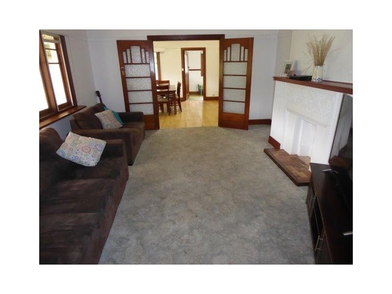 2 Woolcock Street, Warracknabeal VIC 3393