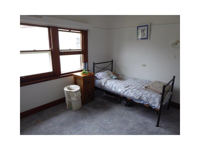 2 Woolcock Street, Warracknabeal VIC 3393