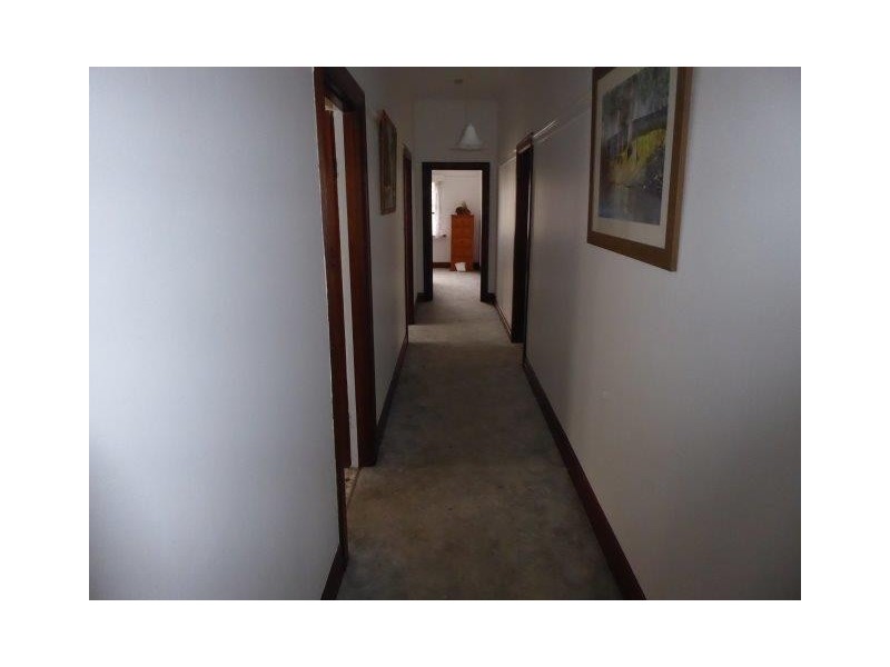 2 Woolcock Street, Warracknabeal VIC 3393