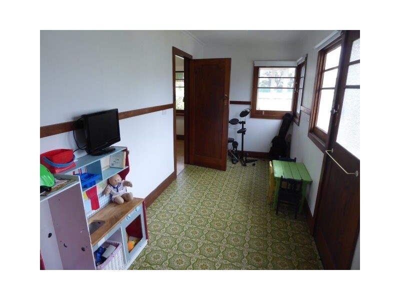 2 Woolcock Street, Warracknabeal VIC 3393