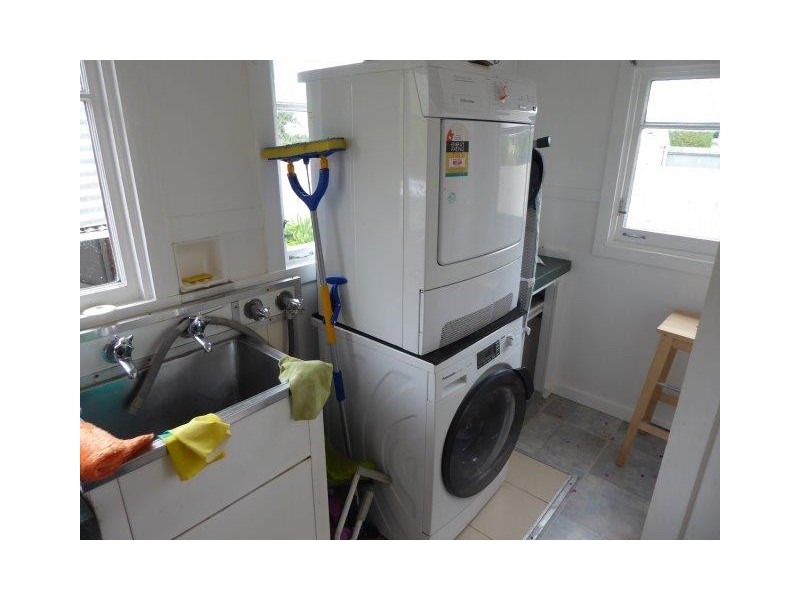 2 Woolcock Street, Warracknabeal VIC 3393