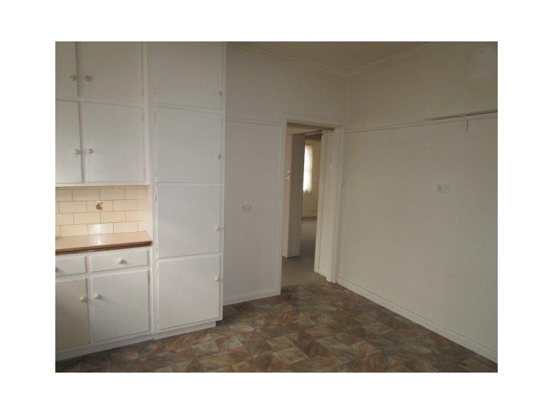 31 Walker Street, Donald VIC 3480