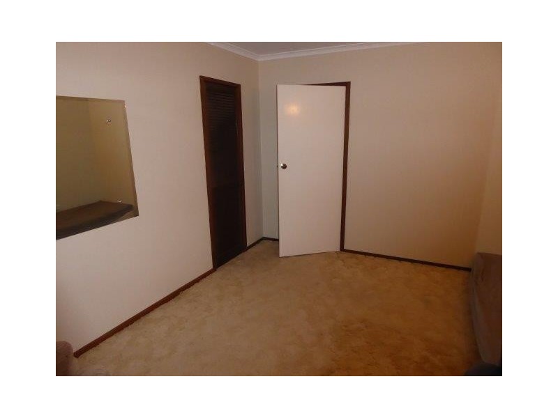 12 Walker Street, Donald VIC 3480