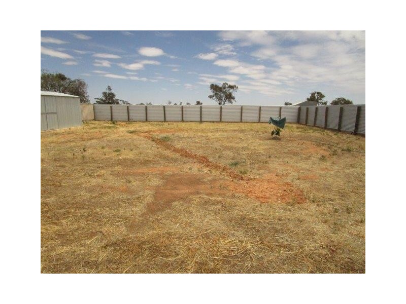 27 Sproats Lane, Donald VIC 3480