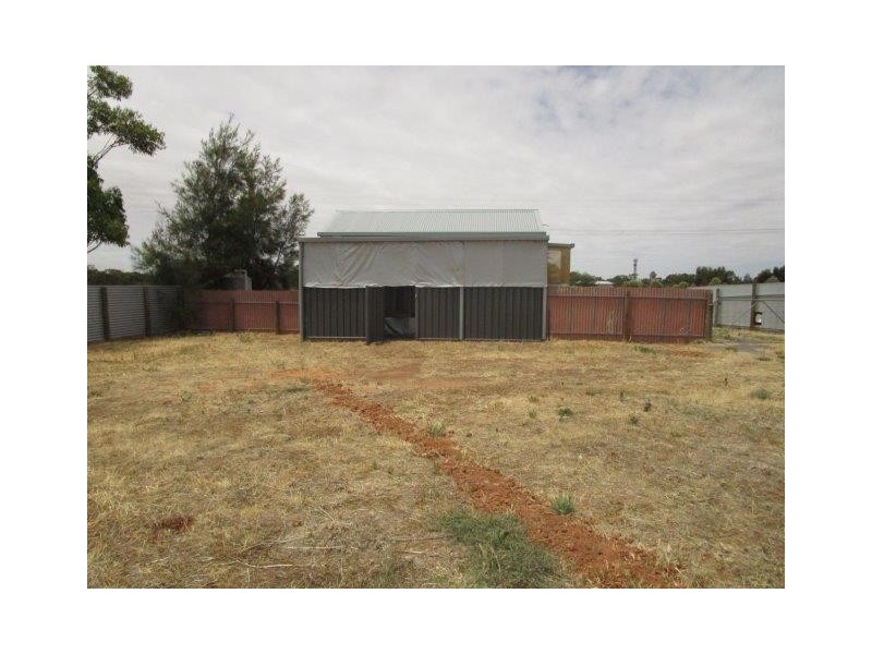 27 Sproats Lane, Donald VIC 3480