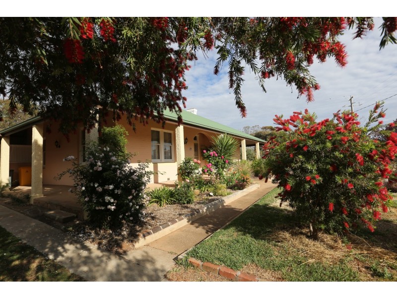 41 Evelyn Street, Hopetoun VIC 3396