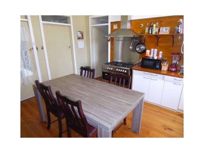 38 Gardiner Street, Warracknabeal VIC 3393