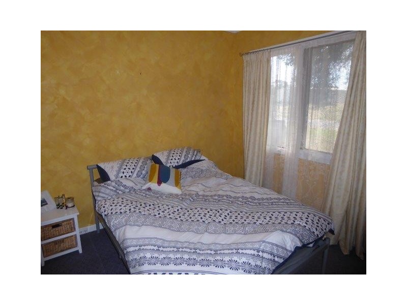 38 Gardiner Street, Warracknabeal VIC 3393