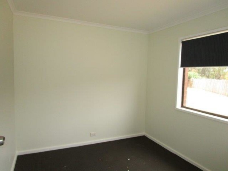 11 Ray Court, Donald VIC 3480