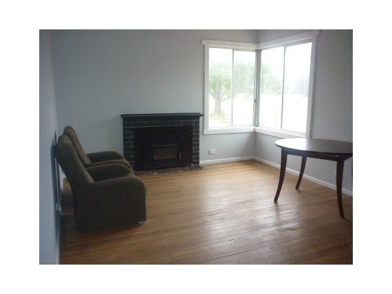 11 Clifford, Warracknabeal VIC 3393