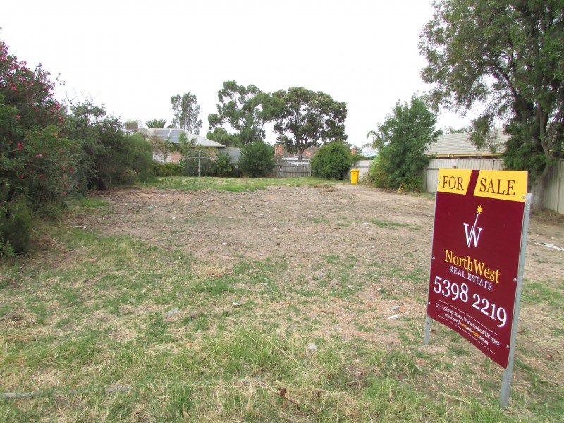 83 Anderson Street, Warracknabeal VIC 3393