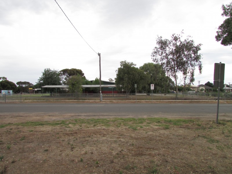 83 Anderson Street, Warracknabeal VIC 3393