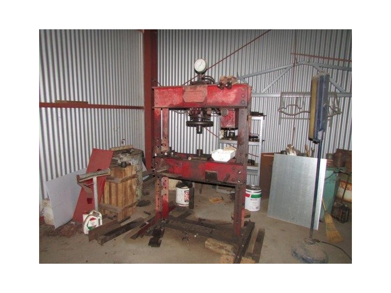 37 Swann Street, Brim VIC 3391