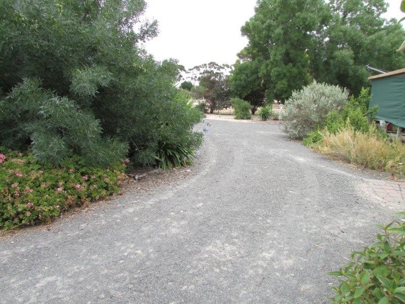 13 McClintock Street, Murtoa VIC 3390