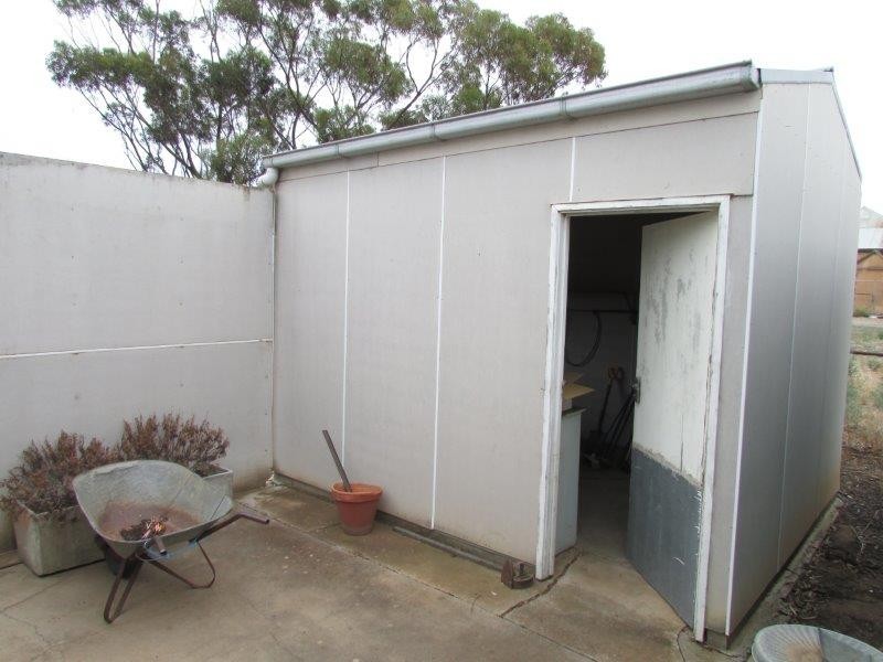 27 Cust Street, Rainbow VIC 3424