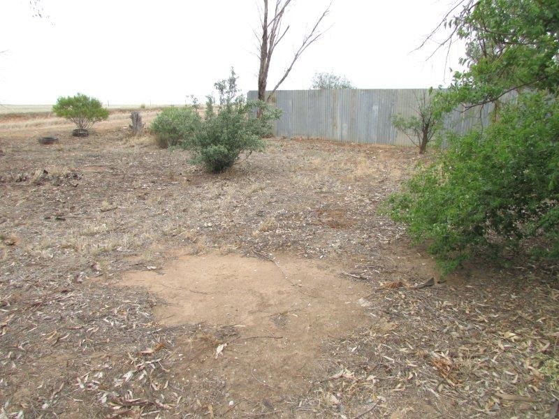 27 Cust Street, Rainbow VIC 3424