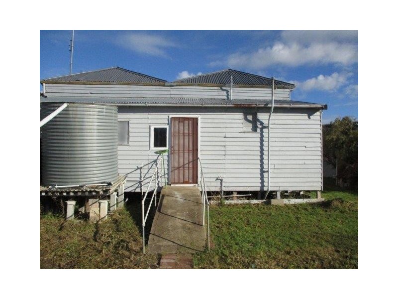 30 Tavener Street, Birchip VIC 3483