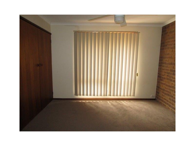 2/8 Mill Street, St Arnaud VIC 3478