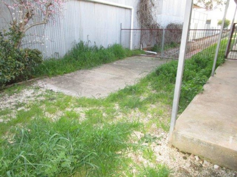 2/8 Mill Street, St Arnaud VIC 3478