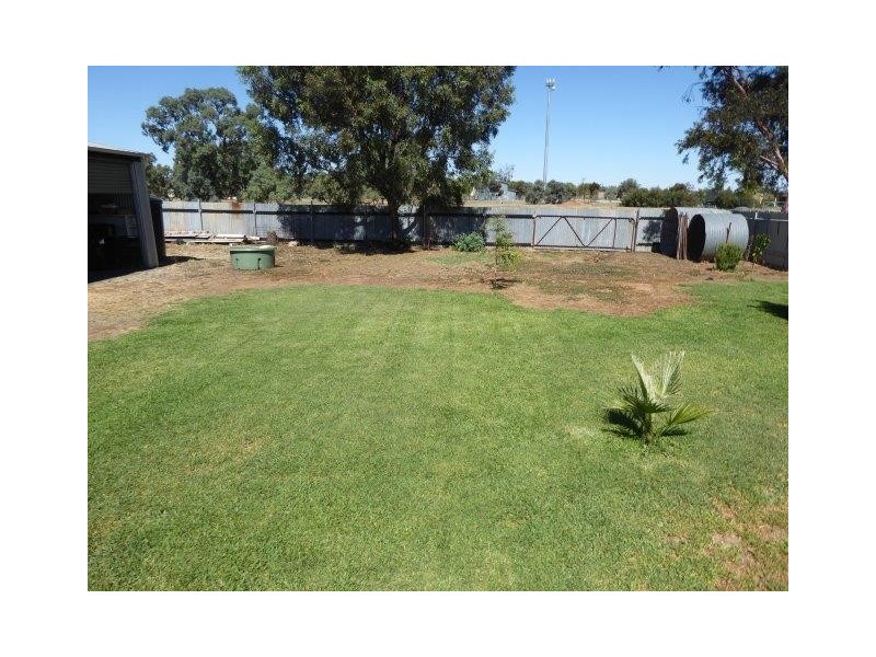 18 Hope Road, Hopetoun VIC 3396