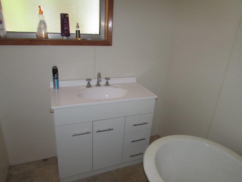 18 Gladstone Street, Beulah VIC 3395