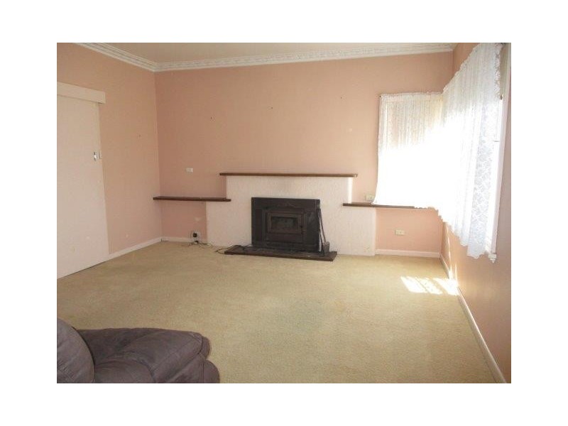 14 Raglan Street, St Arnaud VIC 3478