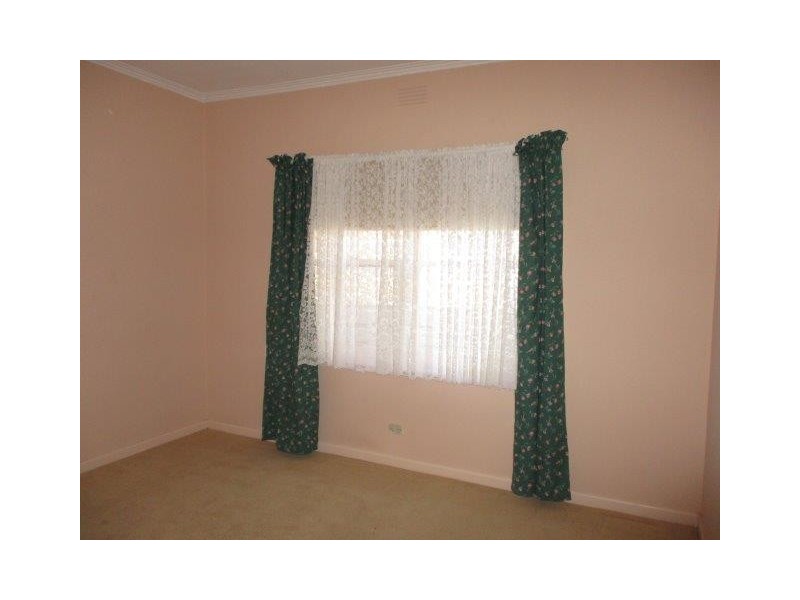 14 Raglan Street, St Arnaud VIC 3478