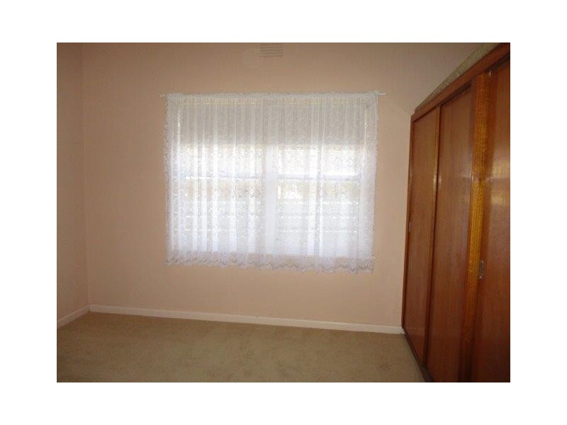 14 Raglan Street, St Arnaud VIC 3478