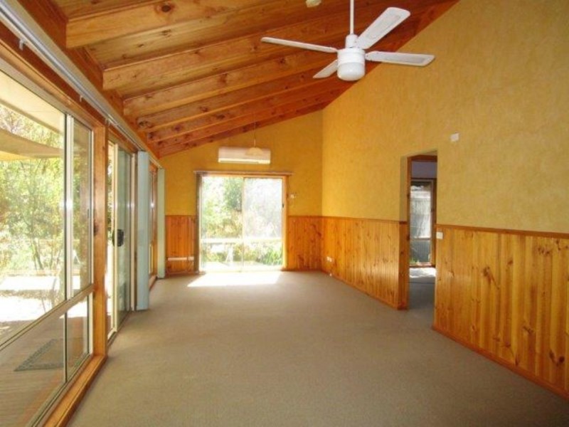 62A Woods Street, Donald VIC 3480