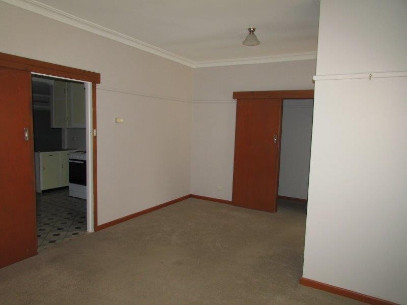 14 Alamein Avenue, Warracknabeal VIC 3393